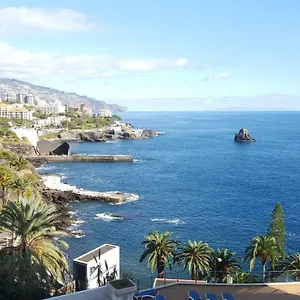 Vista Mar E Piscina , Funchal (Madeira) Portugal