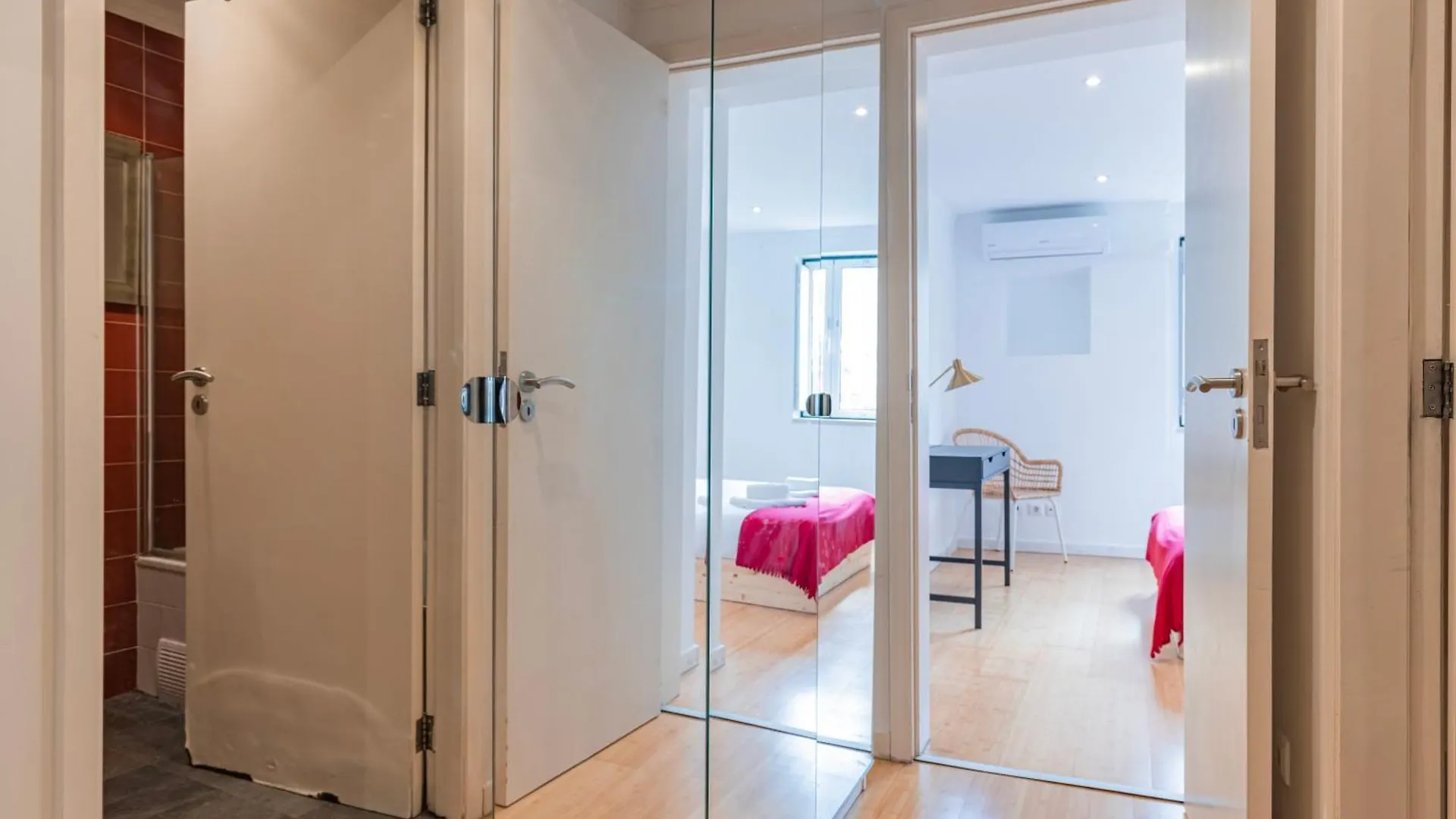 Madragoa Hideout Apartment Lisbon