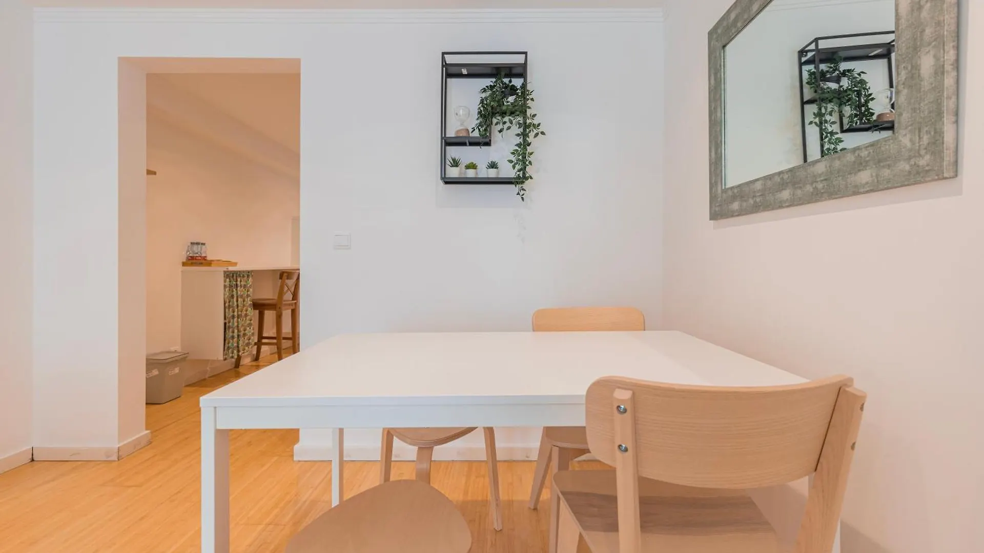 Madragoa Hideout Apartment Lisbon