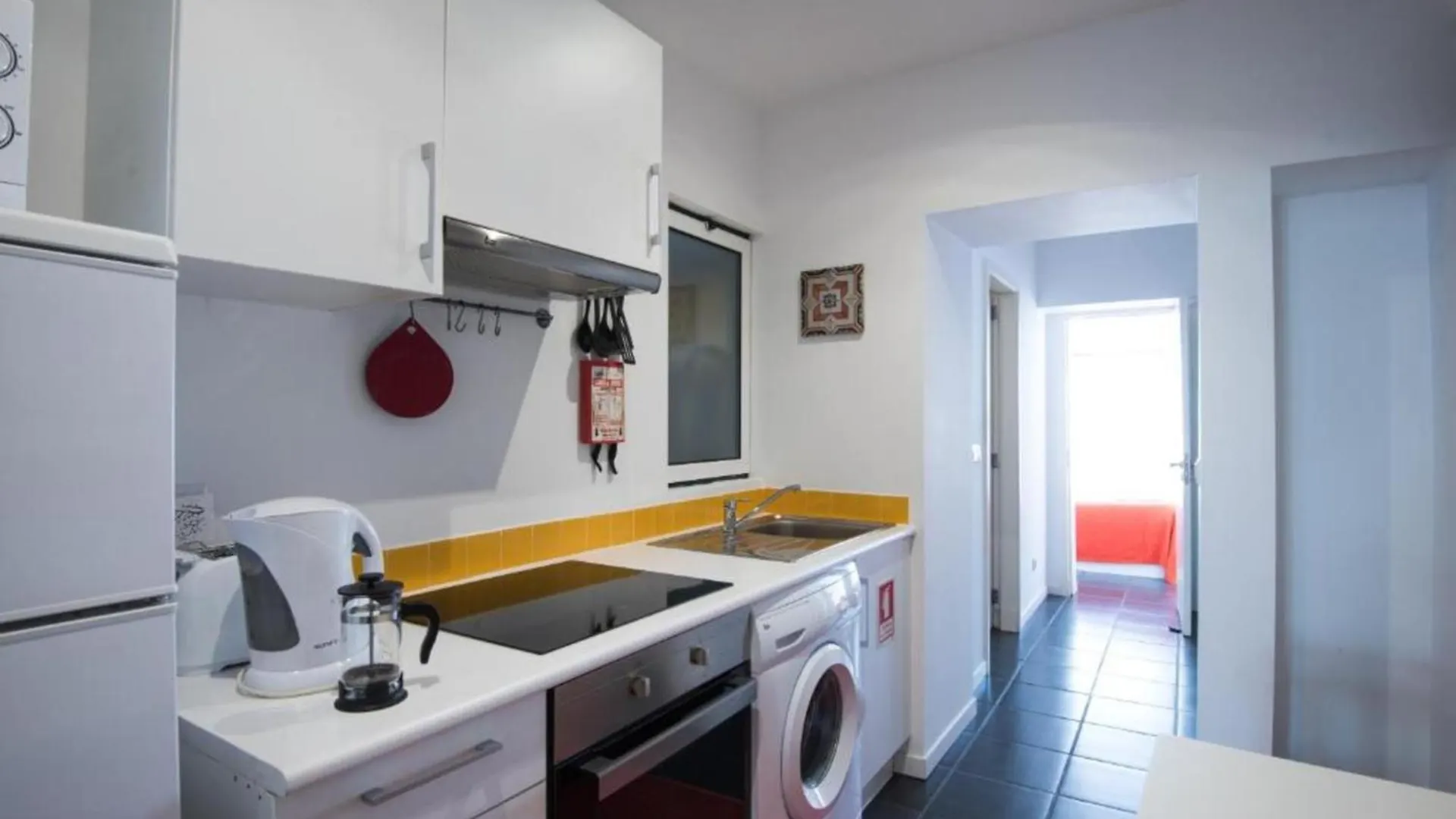 Madragoa Hideout Apartment Lisbon 0*,
