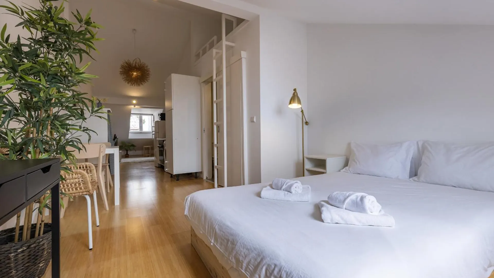 Madragoa Hideout Apartment Lisbon